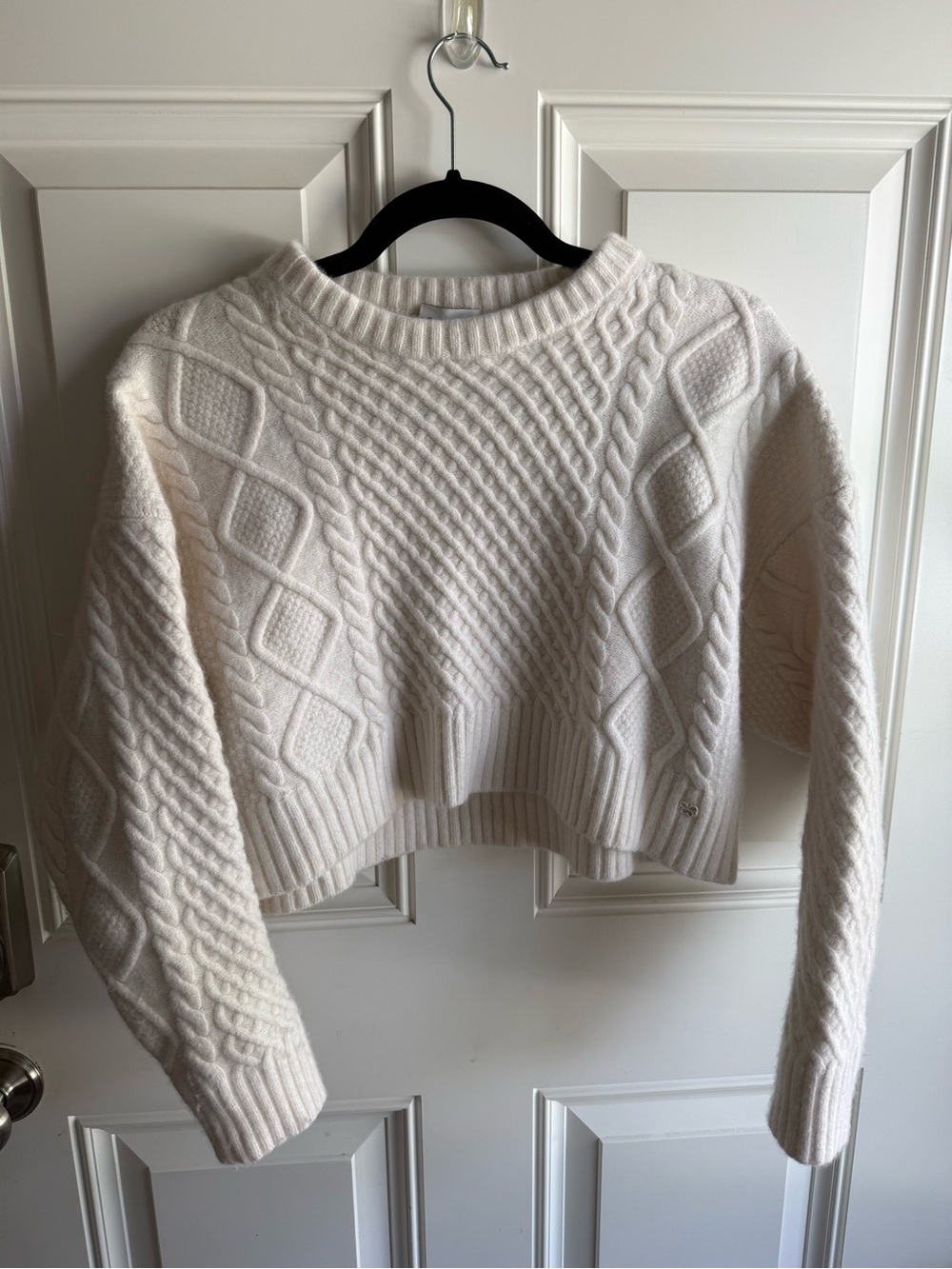 Aritzia Sunday Best Cream Cable-Knit Cropped Crew Sweater